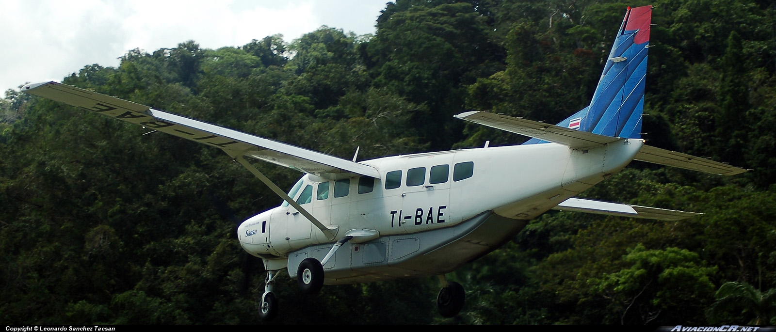 TI-BAE - Cessna 208B Grand Caravan - SANSA - Servicios Aereos Nacionales S.A.