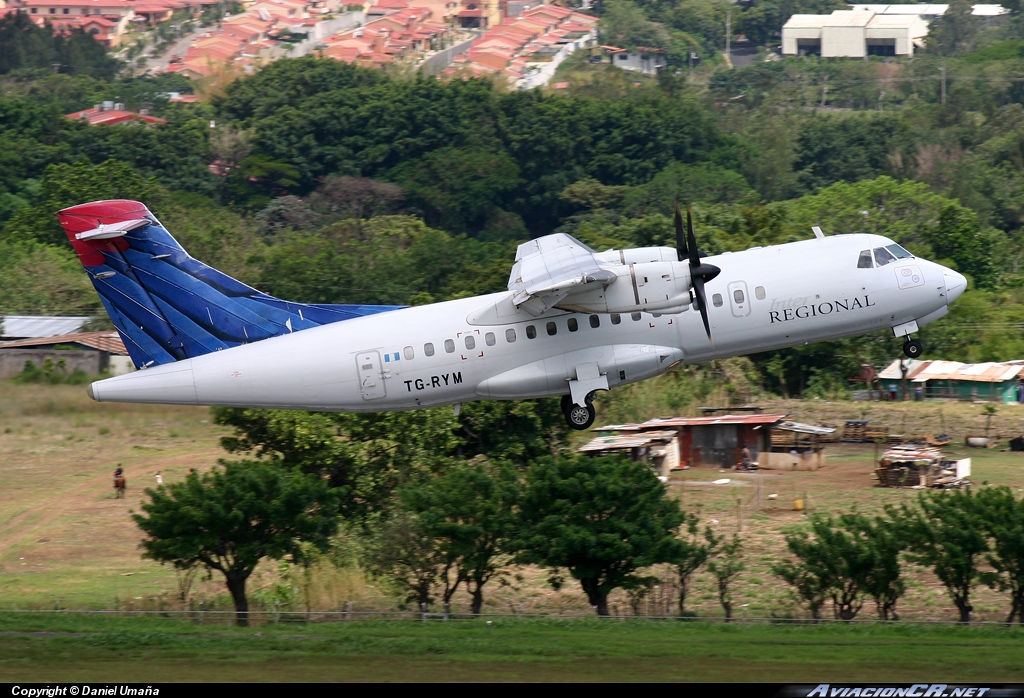 TG-RYM - Aerospatiale ATR-42-300 - TACA
