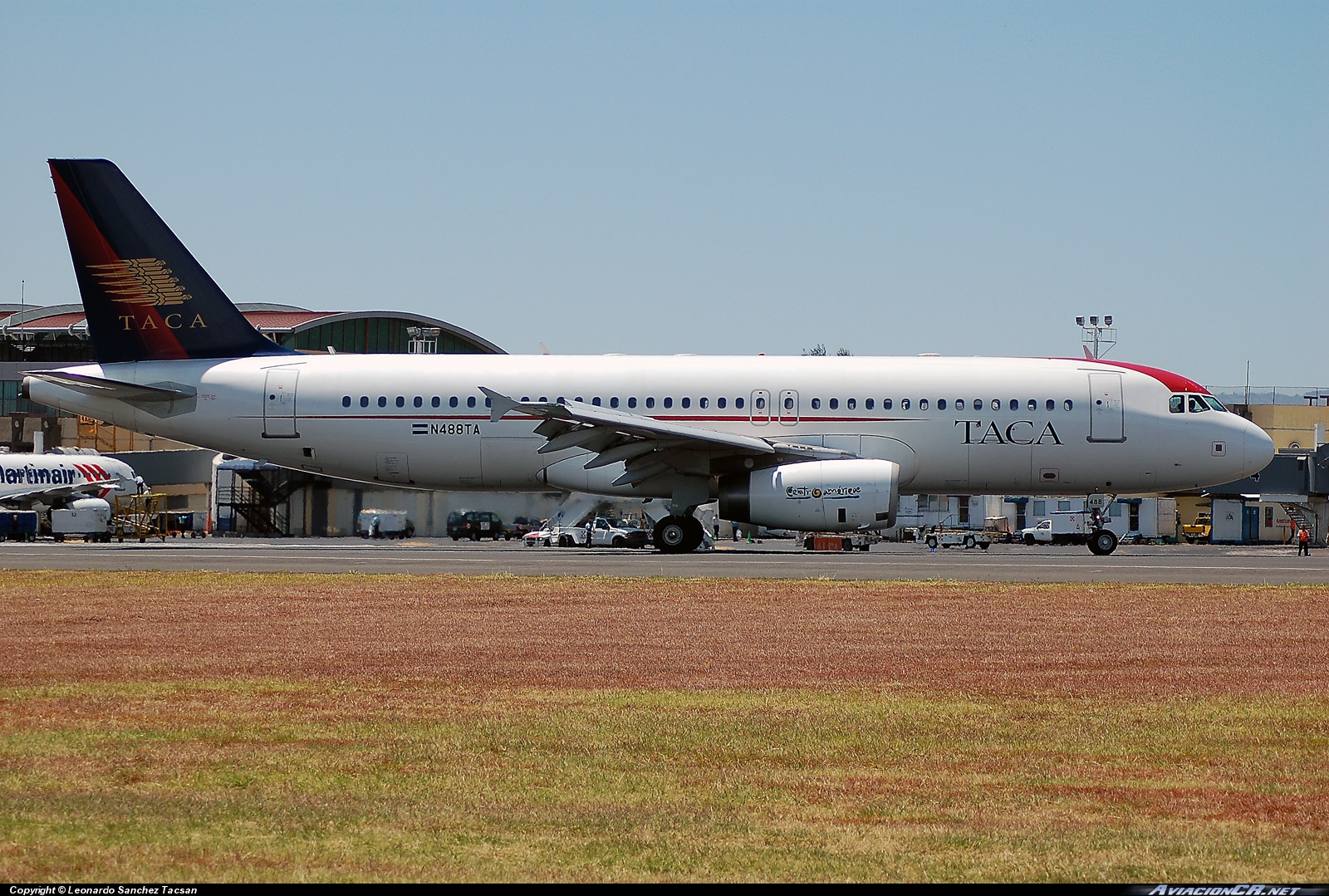 N488TA - Airbus A320-233 - TACA