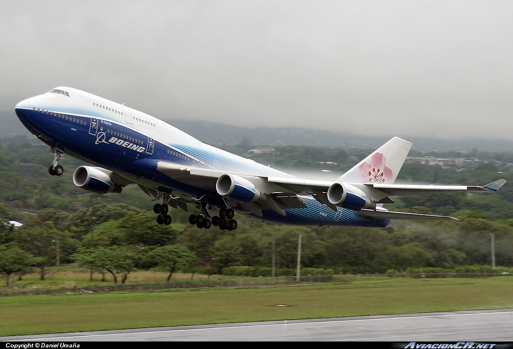 B-18210 - Boeing 747-409 - China Airlines