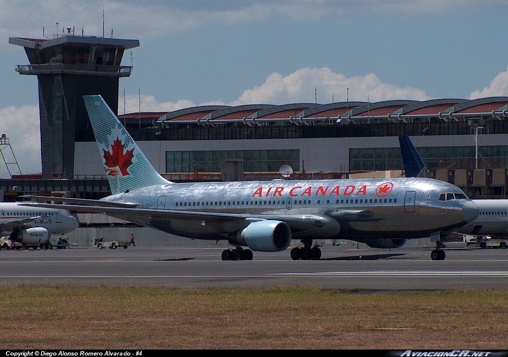 C-GDSP - Boeing 767-233(ER) - Air Canada