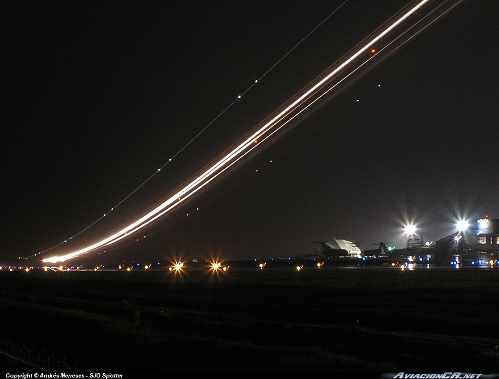 N487TA - Airbus A320-233 - TACA