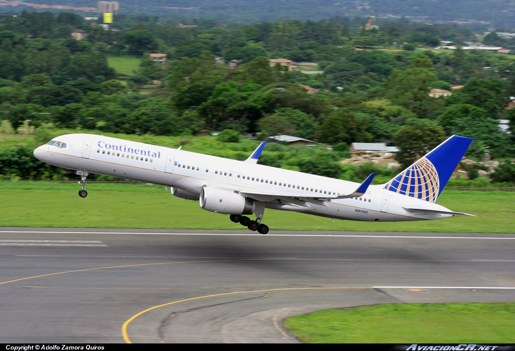N41140 - Boeing 757-224 - Continental Airlines