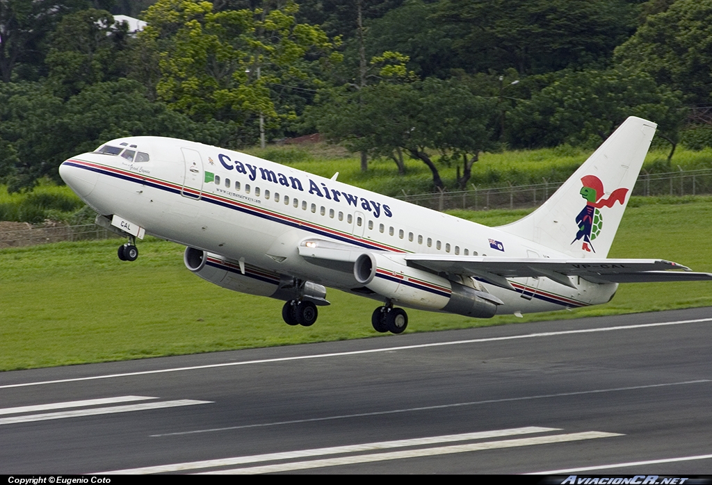 VP-CAL - Boeing 737-205/Adv - Cayman Airways