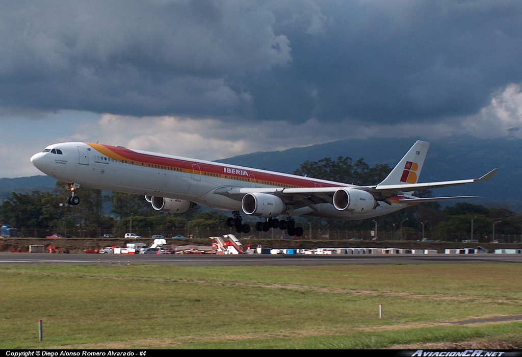 EC-IOB - Airbus A340-642 - Iberia