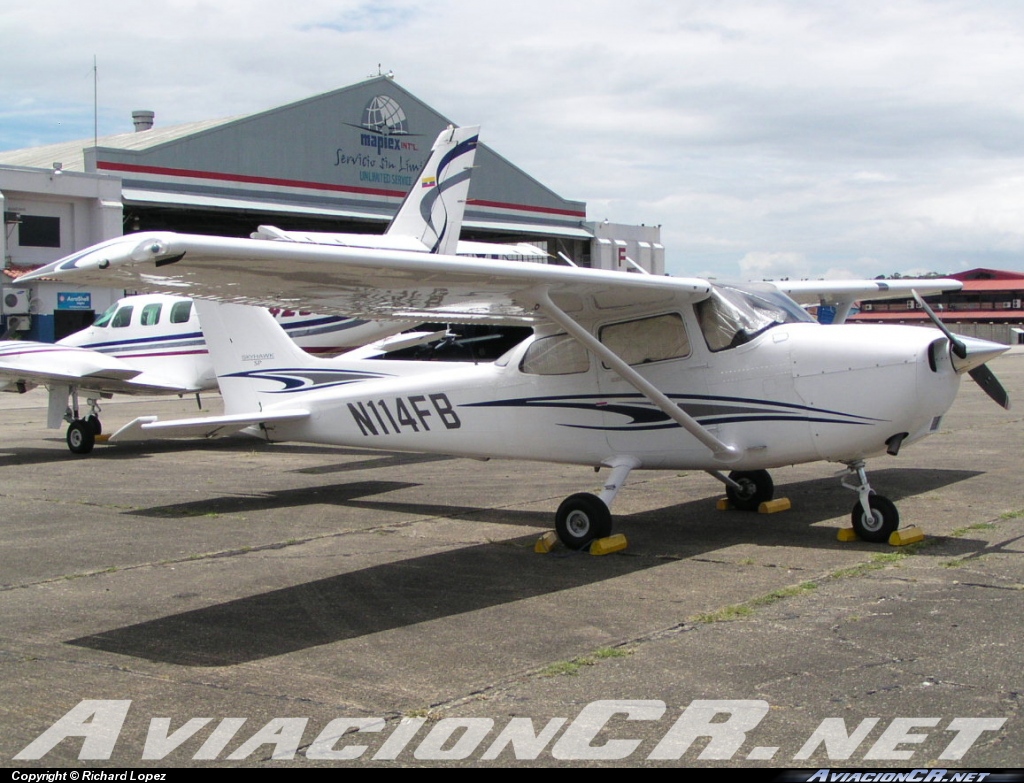 N114FB - Cessna 172S Skyhawk SP - Privado