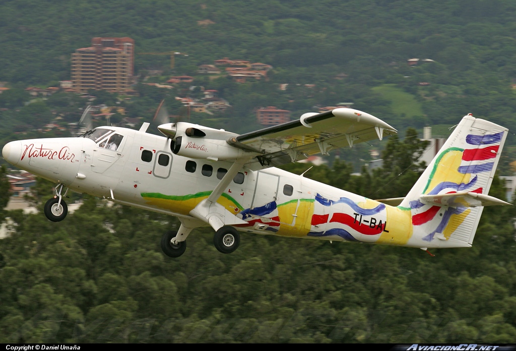 TI-BAL - De Havilland Canada DHC-6-300 Twin Otter - Nature Air