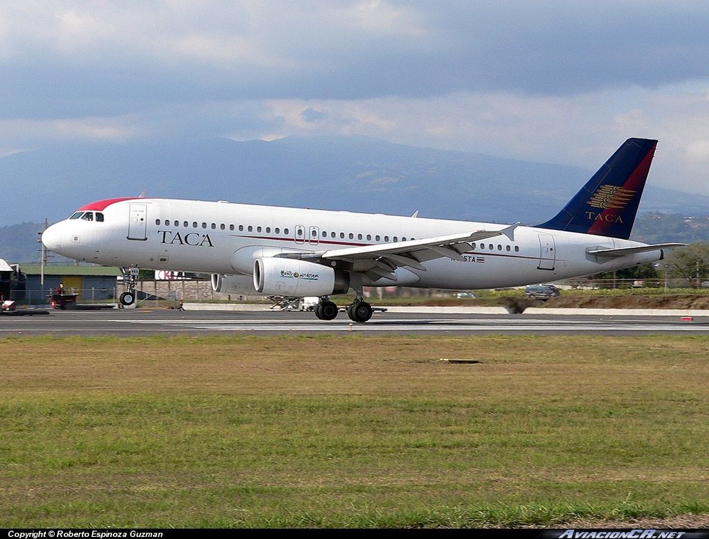 N465TA - Airbus A320-233 - TACA