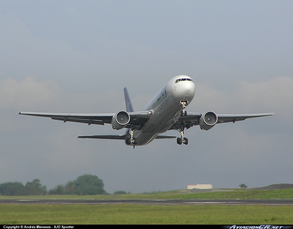 CC-CZZ - Boeing 767-316F(ER) - LAN Cargo