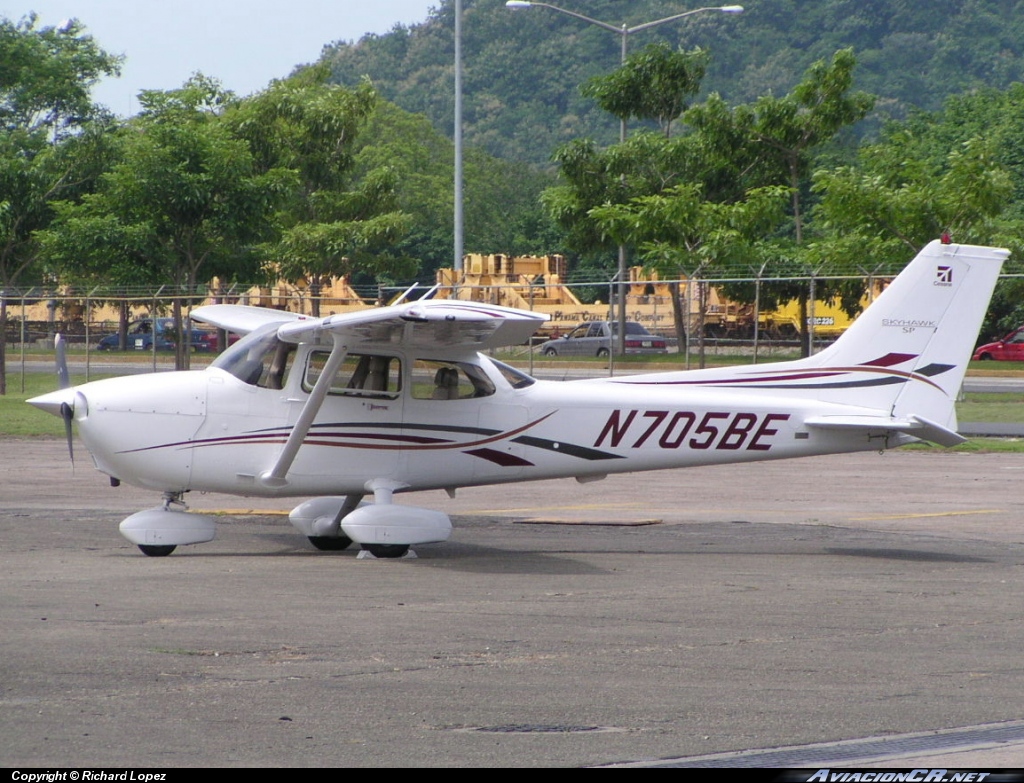 N705BE - Cessna 172 Skyhawk SP - Privado