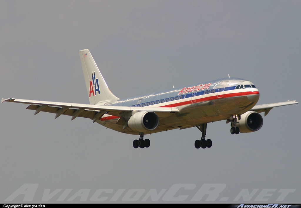  - Airbus A300B4-605R - American Airlines