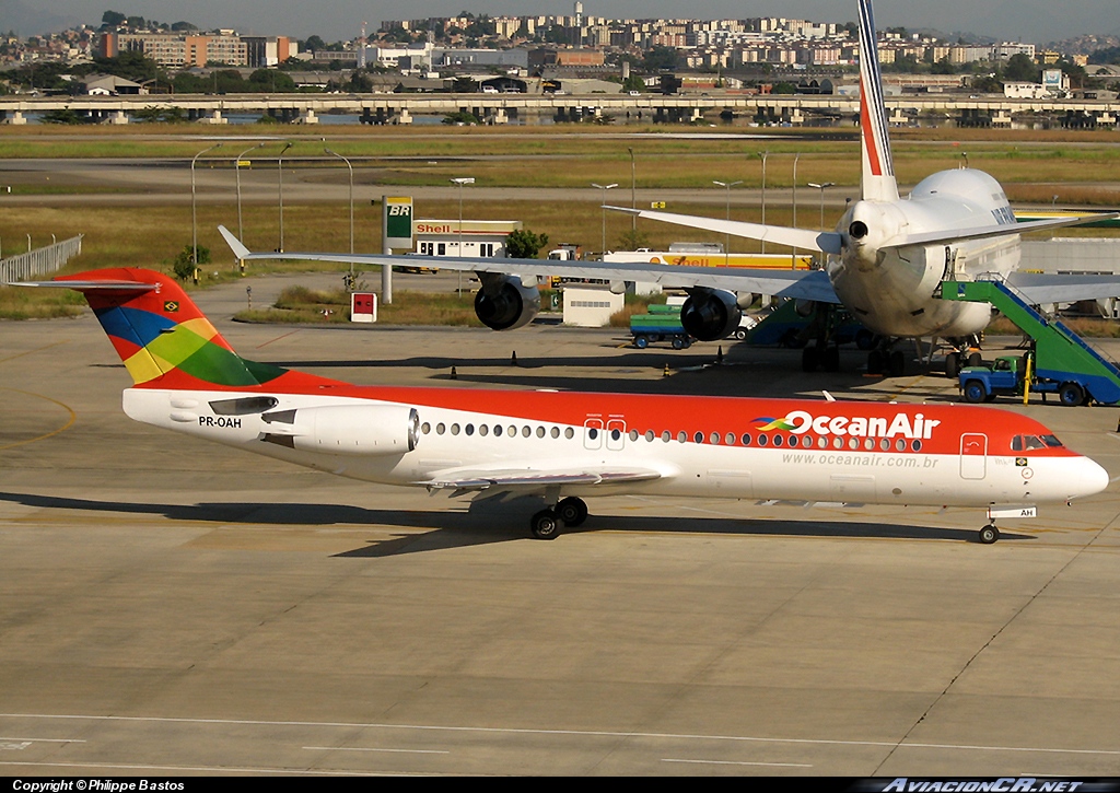 PR-OAH - Fokker F-100 - Oceanair