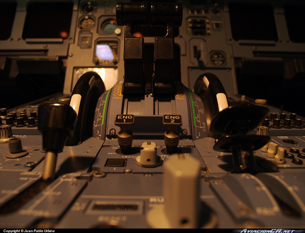 N464TA - Airbus A320-233 - Martinair