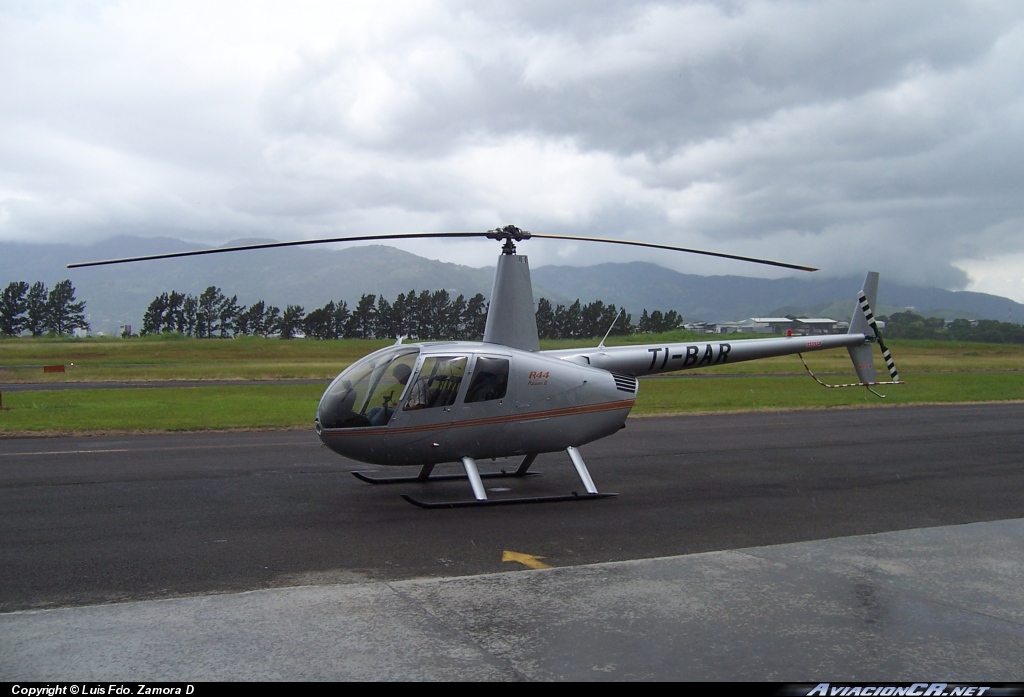 TI-BAR - Robinson R44 Raven II - Aerotour