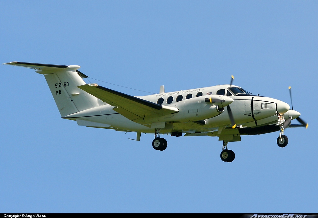 51263 - Beech C-12F Huron (Super King Air B200C) - USA - Armada / Army