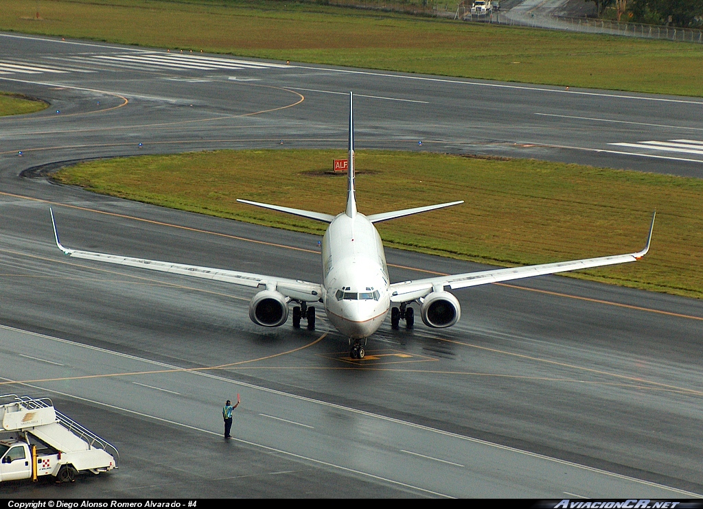 M37274 - Boeing 737-824 - Continental Airlines