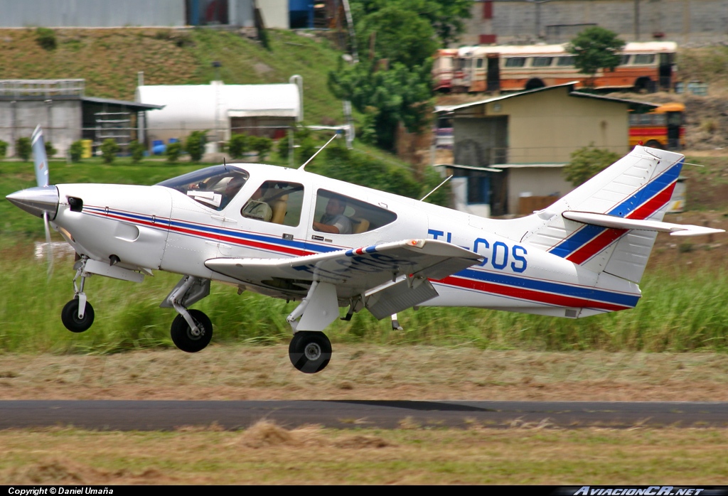 TI-COS - Rockwell Commander 114 - Privado