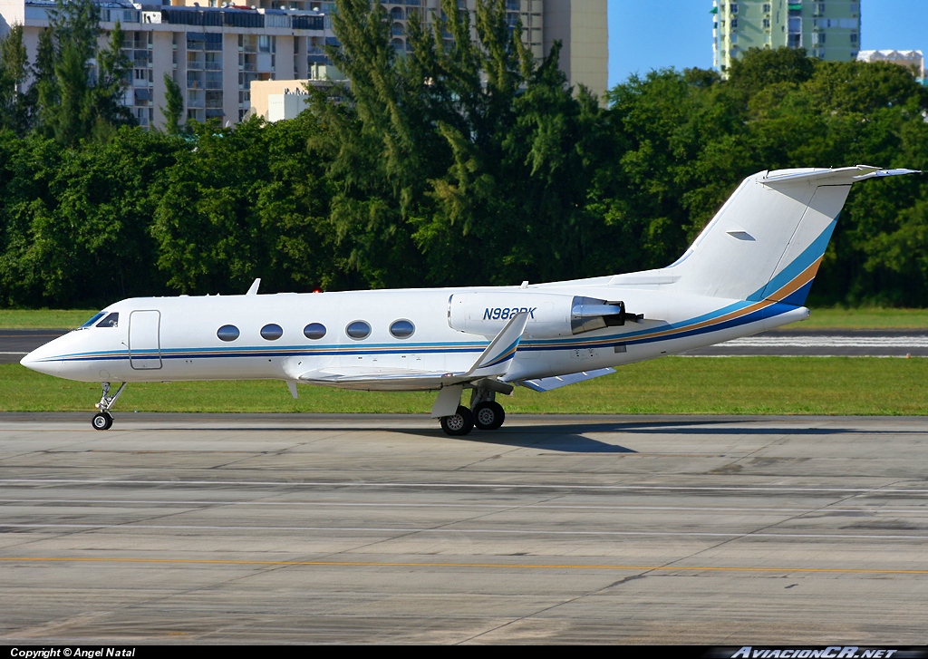 N982RK - Gulfstream American G-1159A - Privado