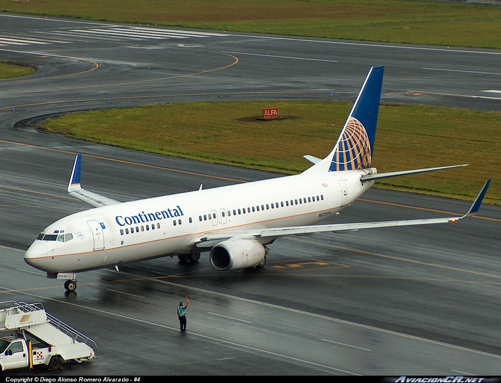 N37274 - Boeing 737-824 - Continental Airlines