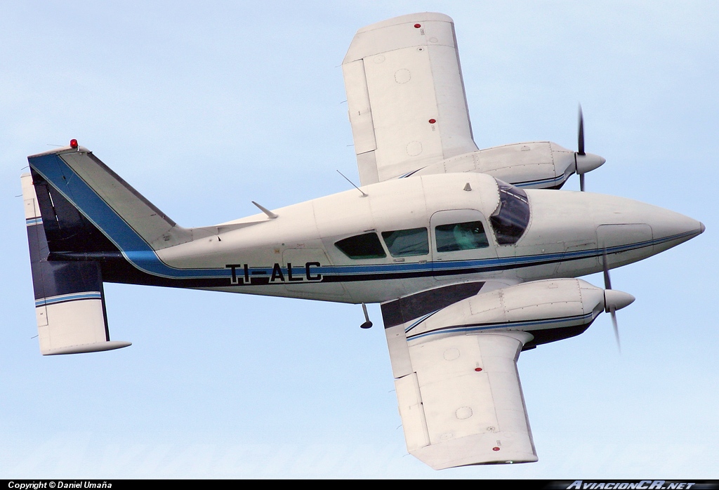 TI-ALC - Piper PA-23-250 - Alfa Romeo Taxi Aéreo