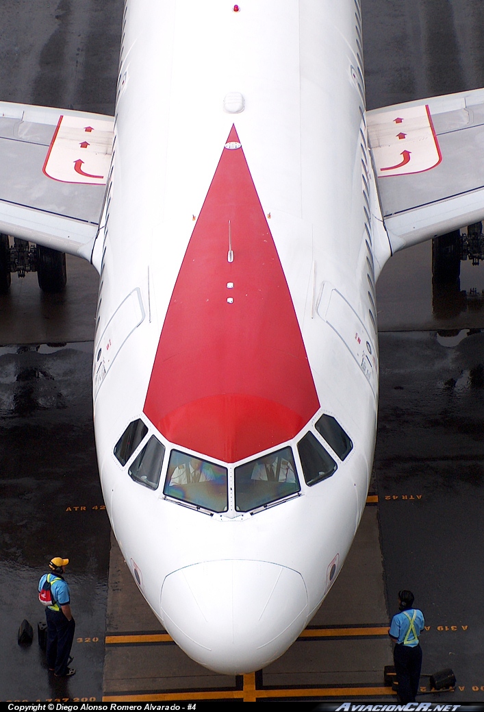 N472TA - Airbus A319-132 - TACA Perú