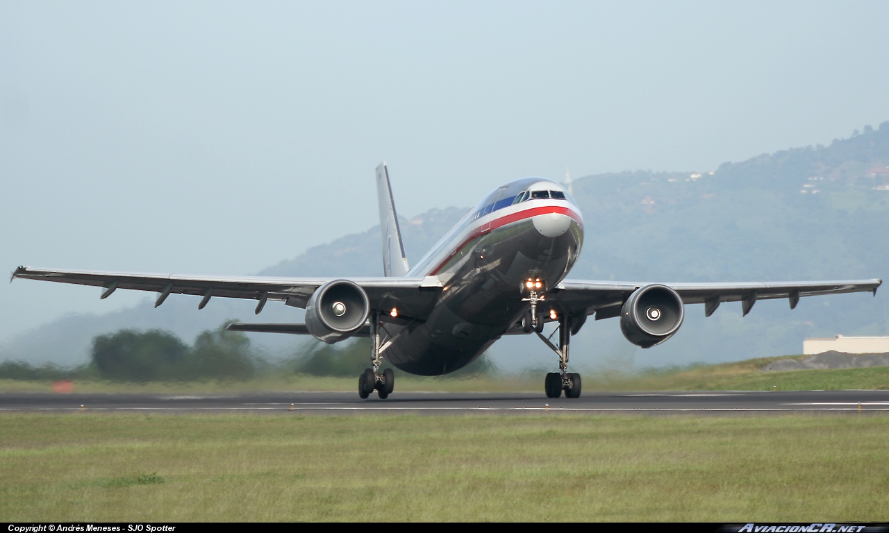 N11060 - Airbus A300B4-605R - American Airlines