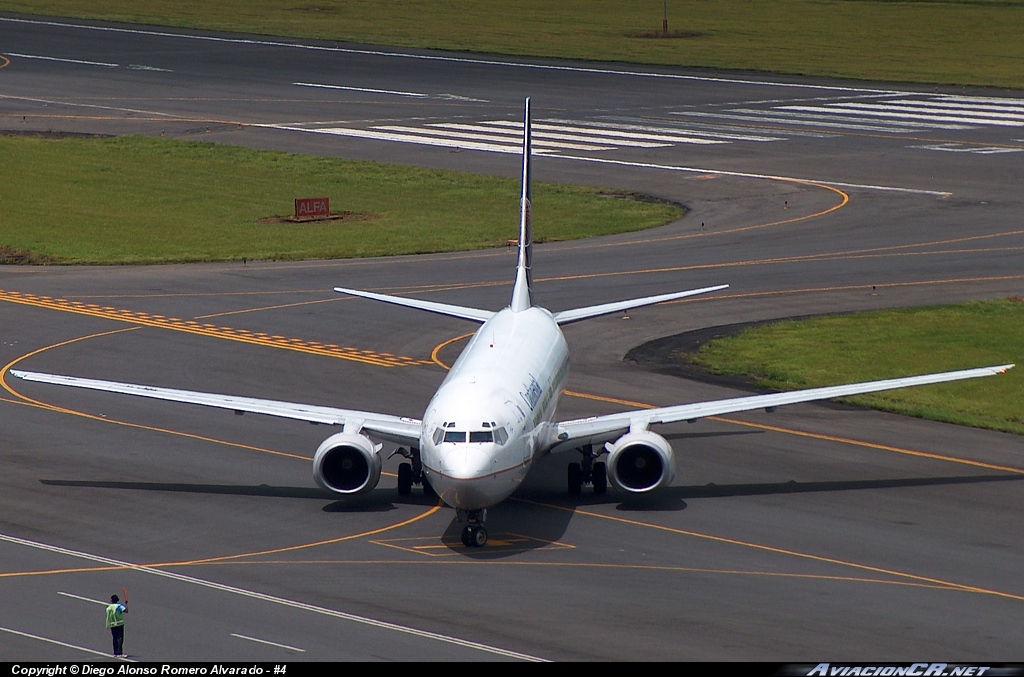 N37409 - Boeing 737-924 - Continental Airlines