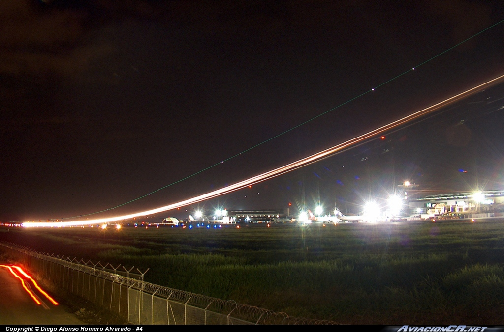 SE-RBG - Airbus A330-223 - Air Madrid