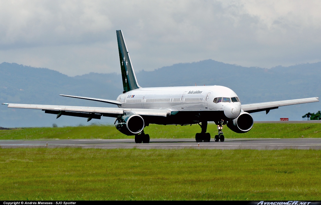 EC-JRT - Boeing 757-236 - Hola Airlines