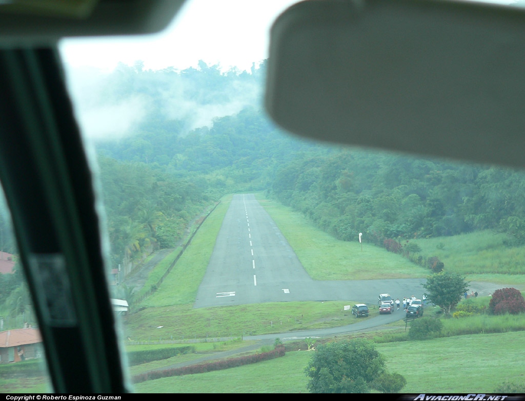 TI-BAN - Cessna 208B Grand Caravan - SANSA - Servicios Aereos Nacionales S.A.