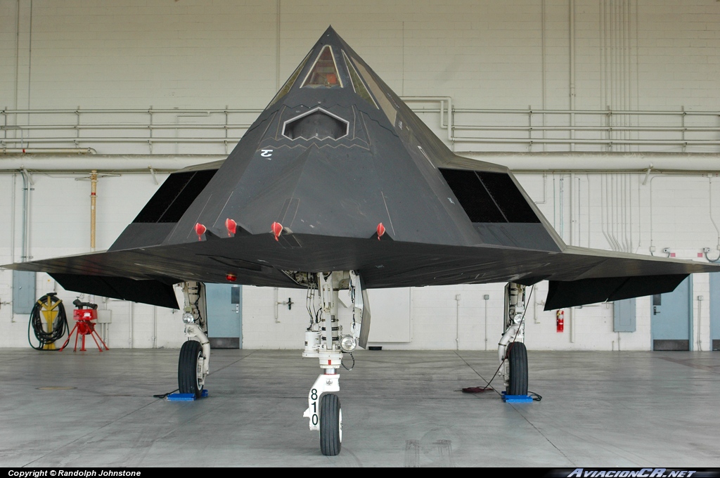  - Lockheed F-117 Nighthawk - USAF - United States Air Force - Fuerza Aerea de EE.UU