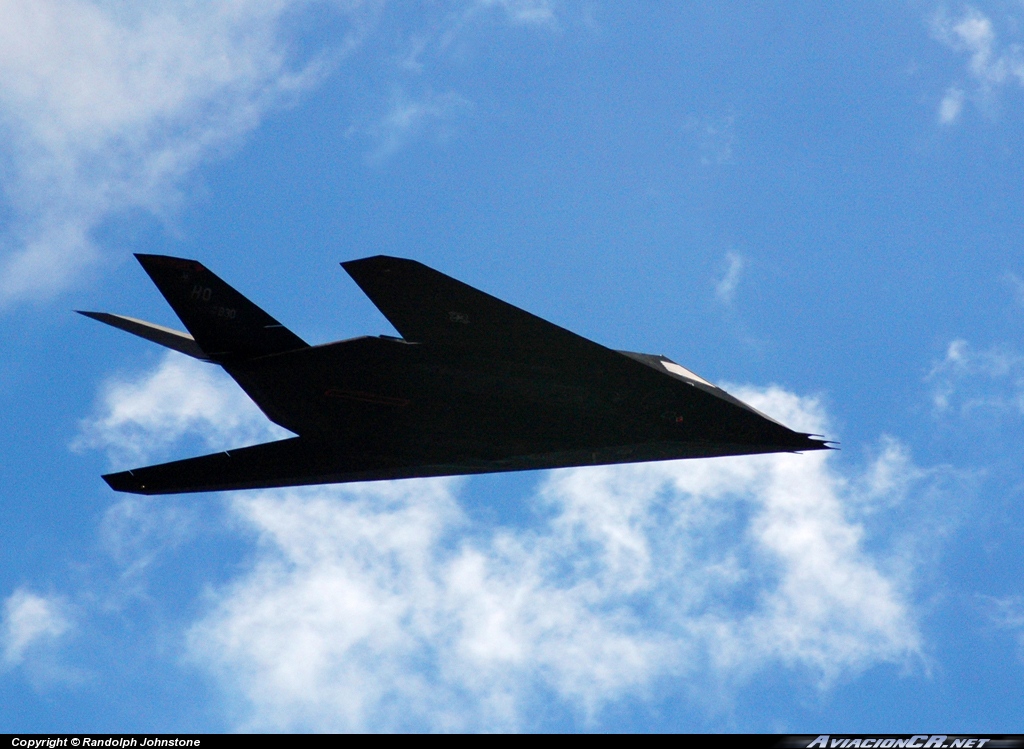  - Lockheed F-117 Nighthawk - USAF - United States Air Force - Fuerza Aerea de EE.UU