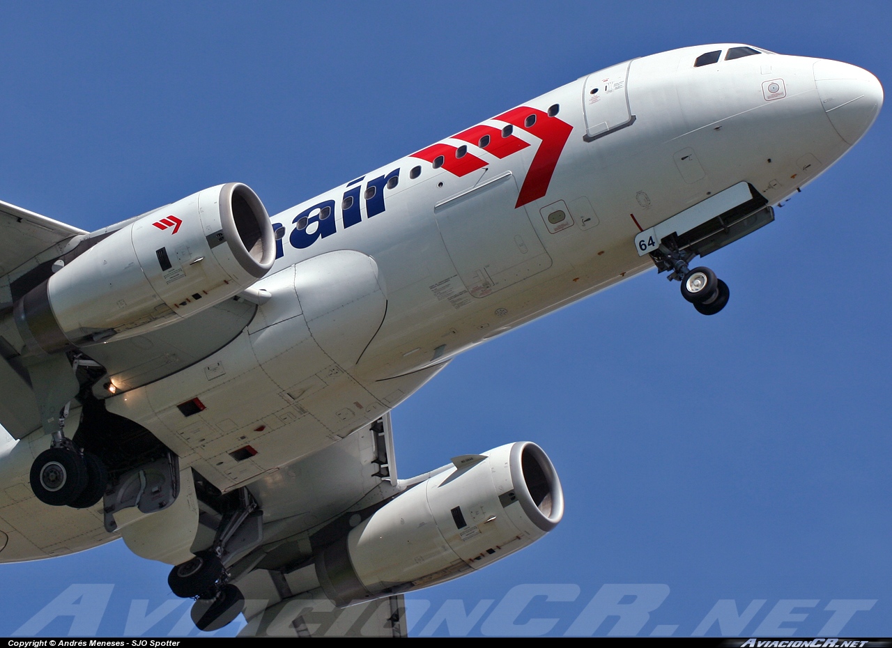 N464TA - Airbus A320-233 - Martinair