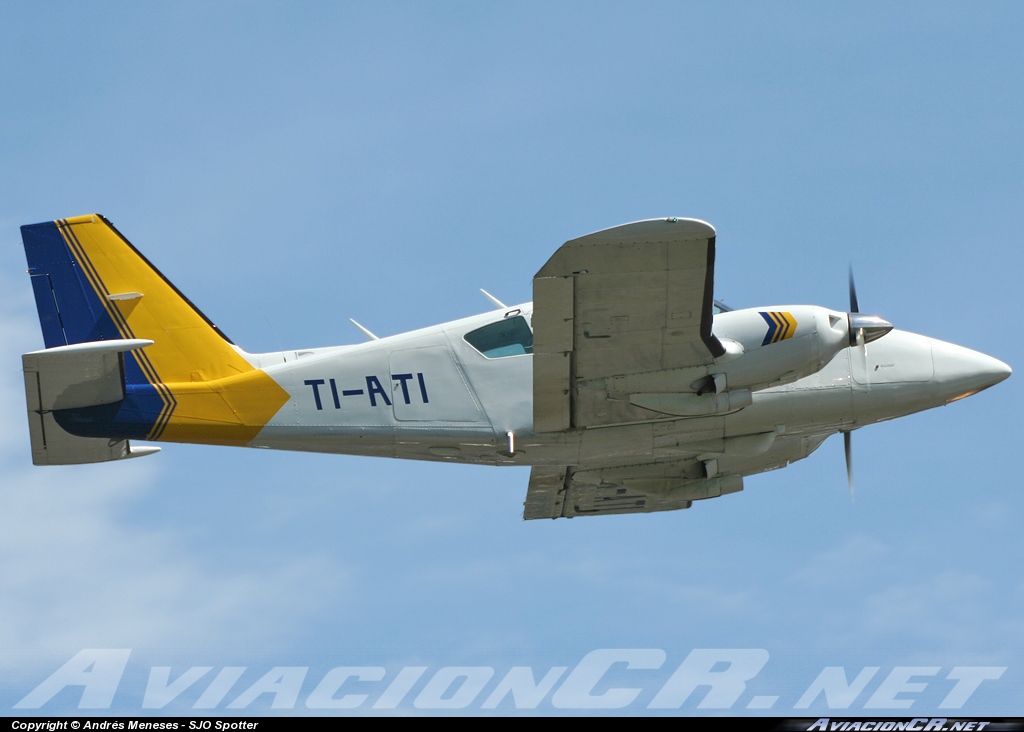 TI-ATI - Piper PA-23 Aztec F - Air Costa Rica