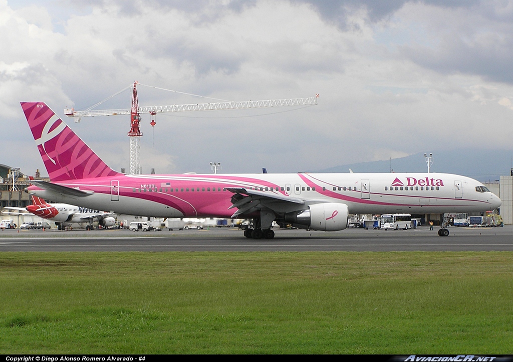 N610DL - Boeing 757-232 - Delta Air Lines