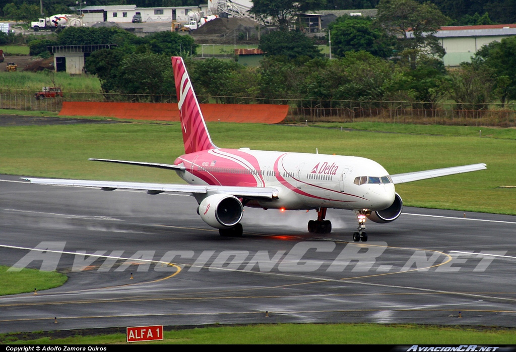 N610DL - Boeing 757-232 - Delta Air Lines
