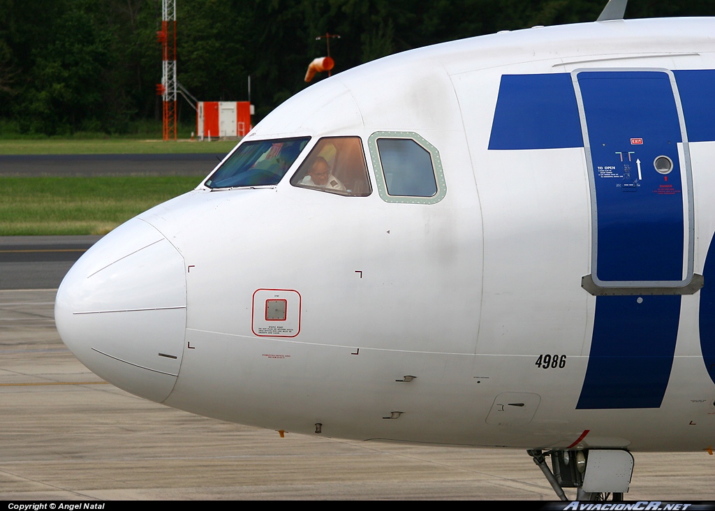 N486UA - Airbus A320-232 - United Airlines