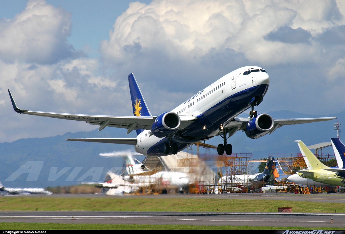 N571GX - Boeing B737-85F - Varig