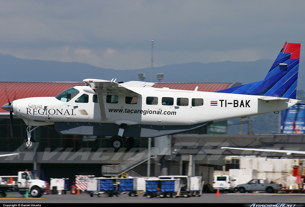 TI-BAK - Cessna 208B Grand Caravan - SANSA - Servicios Aereos Nacionales S.A.