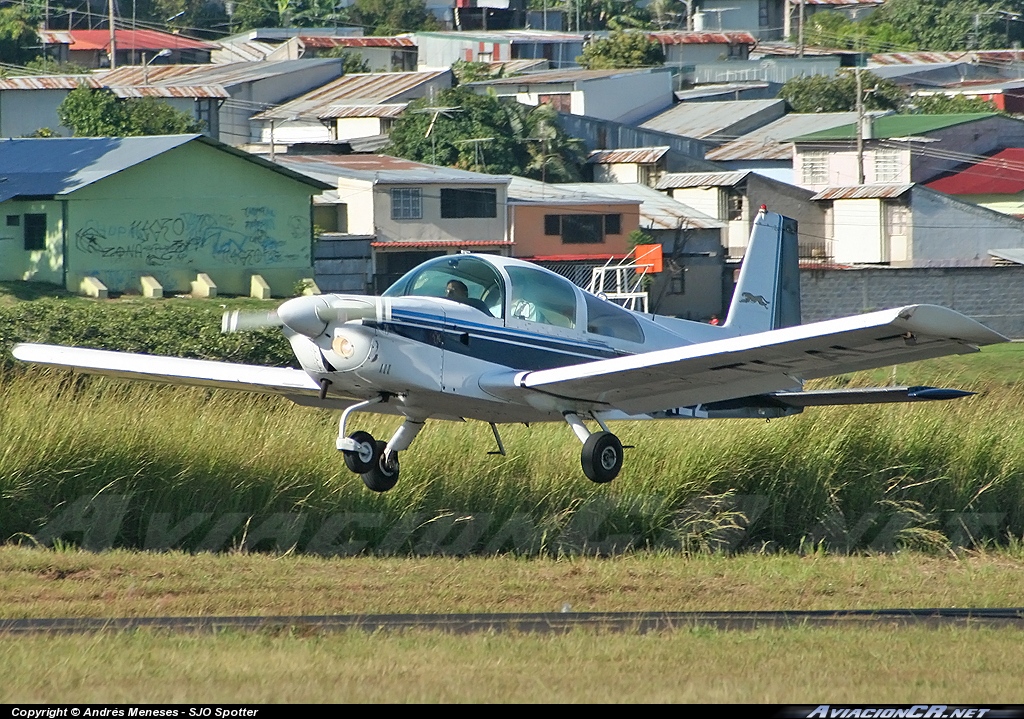 TI-ALZ - Grumman American AA-5-A - ECDEA - Escuela Costarricense de Aviación