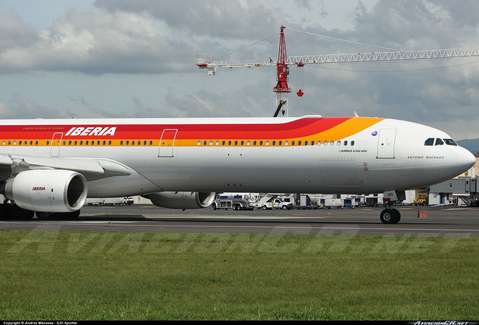 EC-JNQ - Airbus A340-642 - Iberia