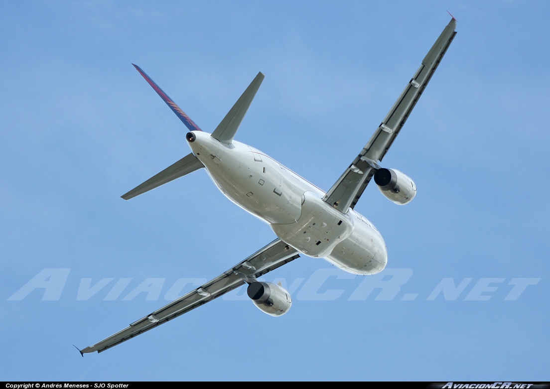 N487TA - Airbus A320-233 - TACA