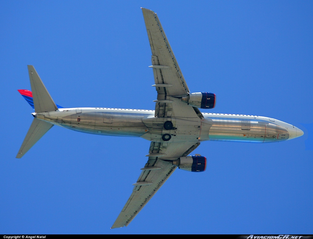 N3746H - Boeing 737-800 - Delta Air Lines