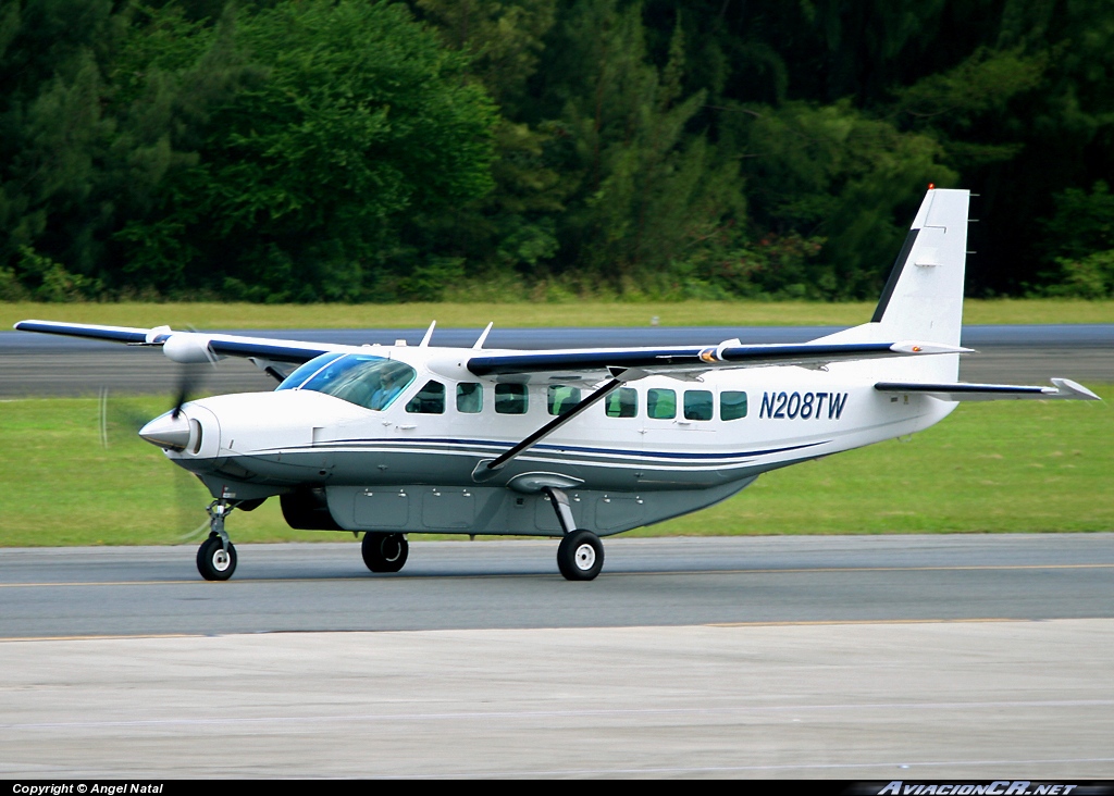 N208TW - Cessna 208 B Caravan - Caravan Air