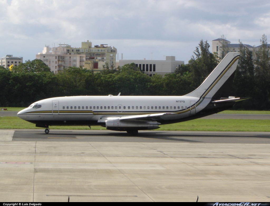 N737Q - Boeing 737-2L9 - Sky King