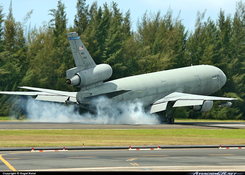 87-0123 - McDonnell Douglas KC-10A Extender (DC-10-30CF) - USAF - United States Air Force - Fuerza Aerea de EE.UU