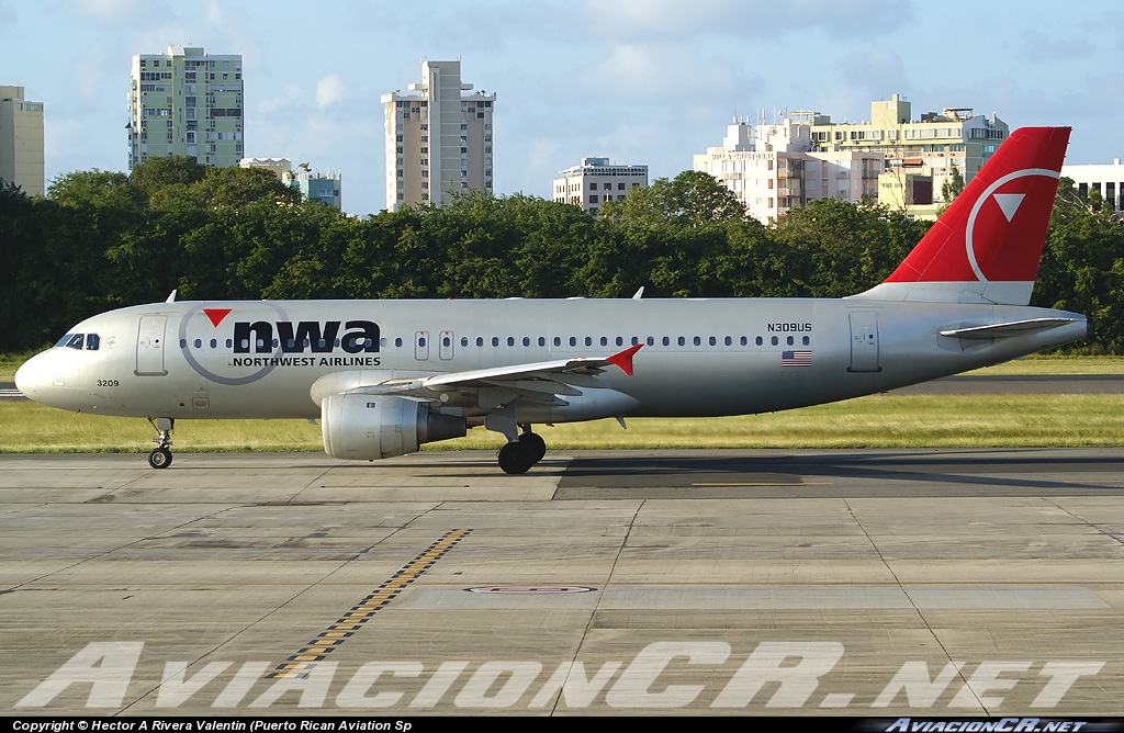 N309US - Airbus A320-211 - Northwest Airlines
