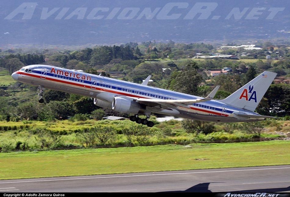 N187AN - Boeing 757-223 - American Airlines