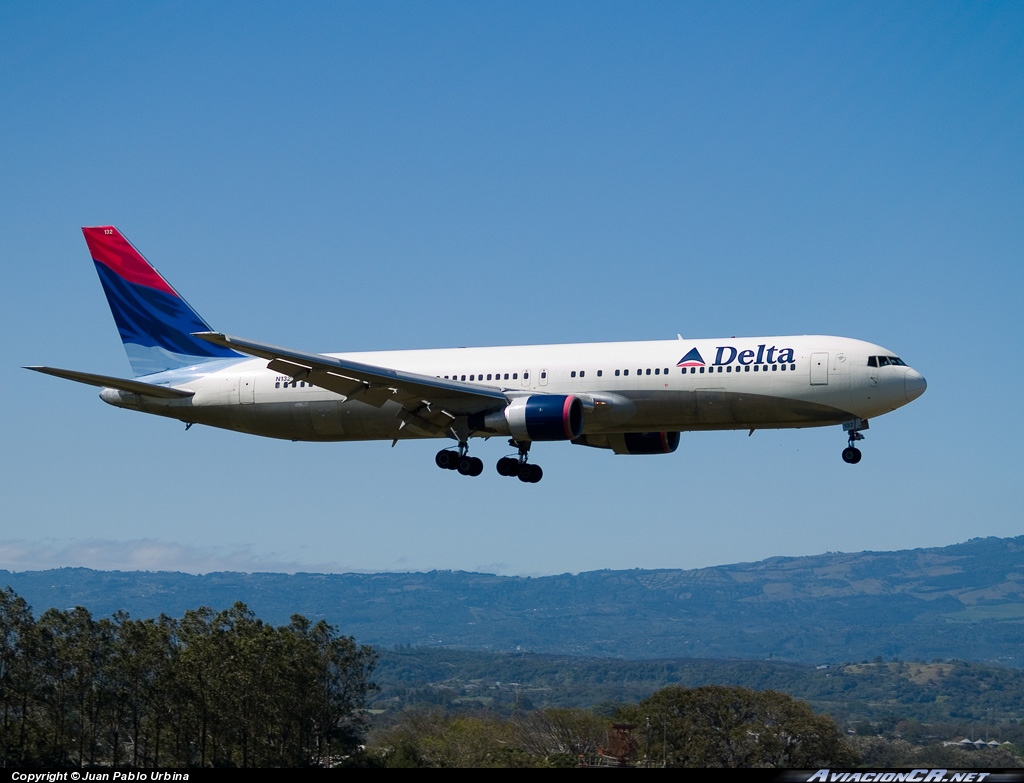 N132DN - Boeing 767-332 - Delta Air Lines