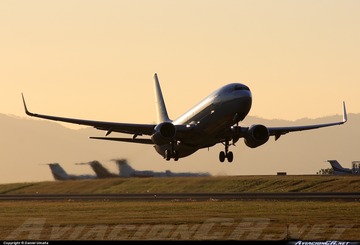 N73251 - Boeing 737-824 - Continental Airlines